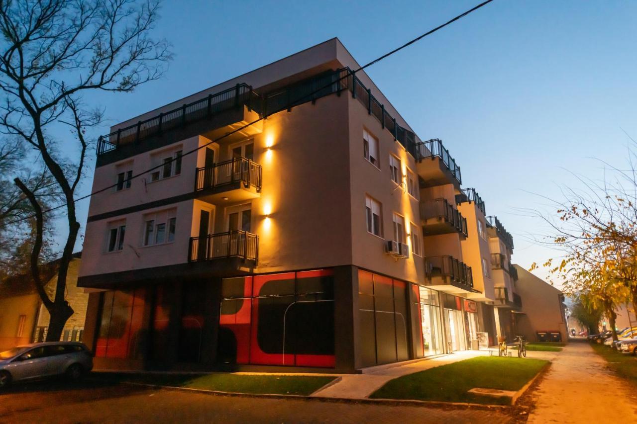 Family Resort Subotica Apartments Экстерьер фото